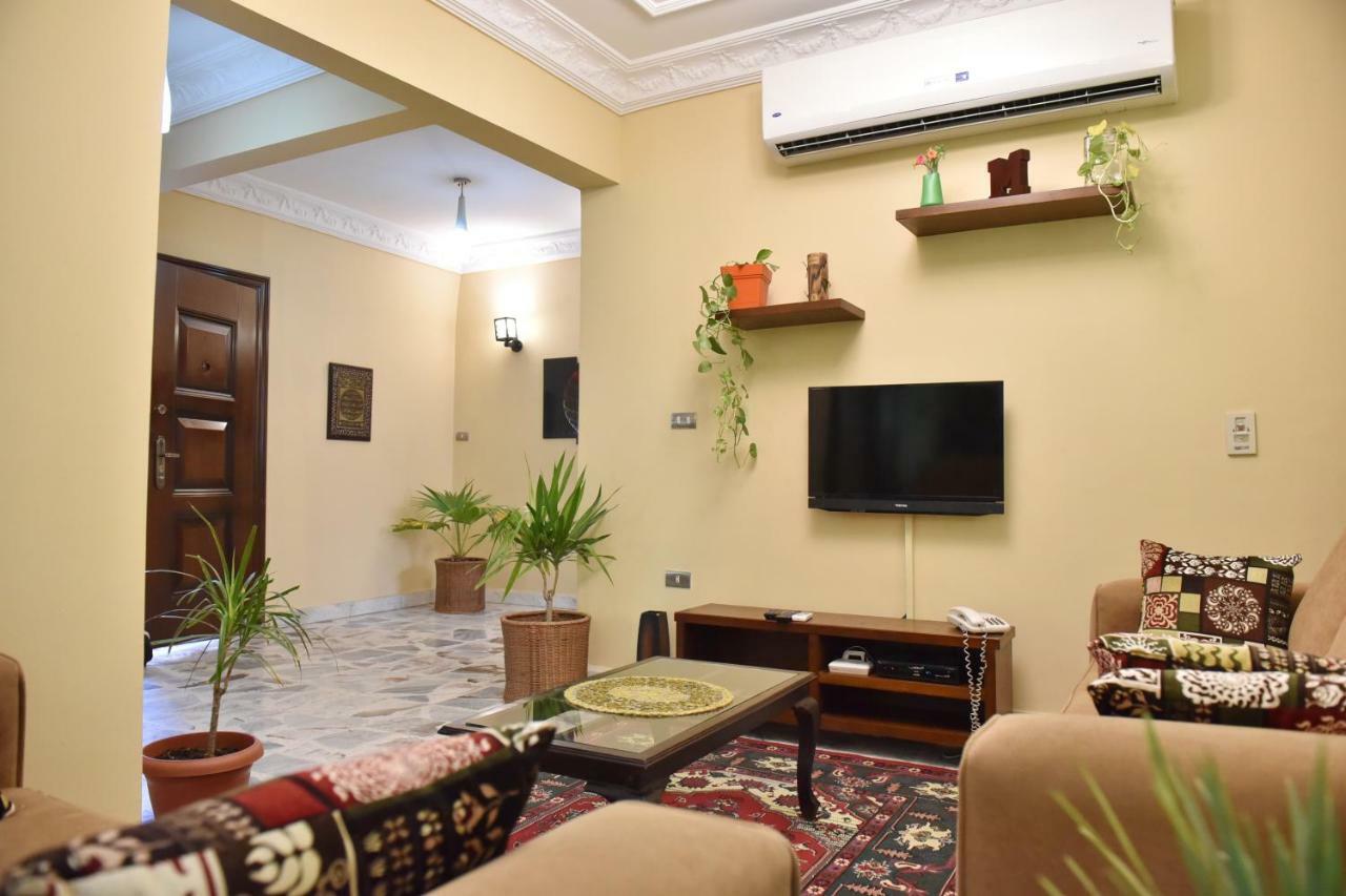 Two-Bedroom Apartment At Mohamed Farid Street Каир Экстерьер фото