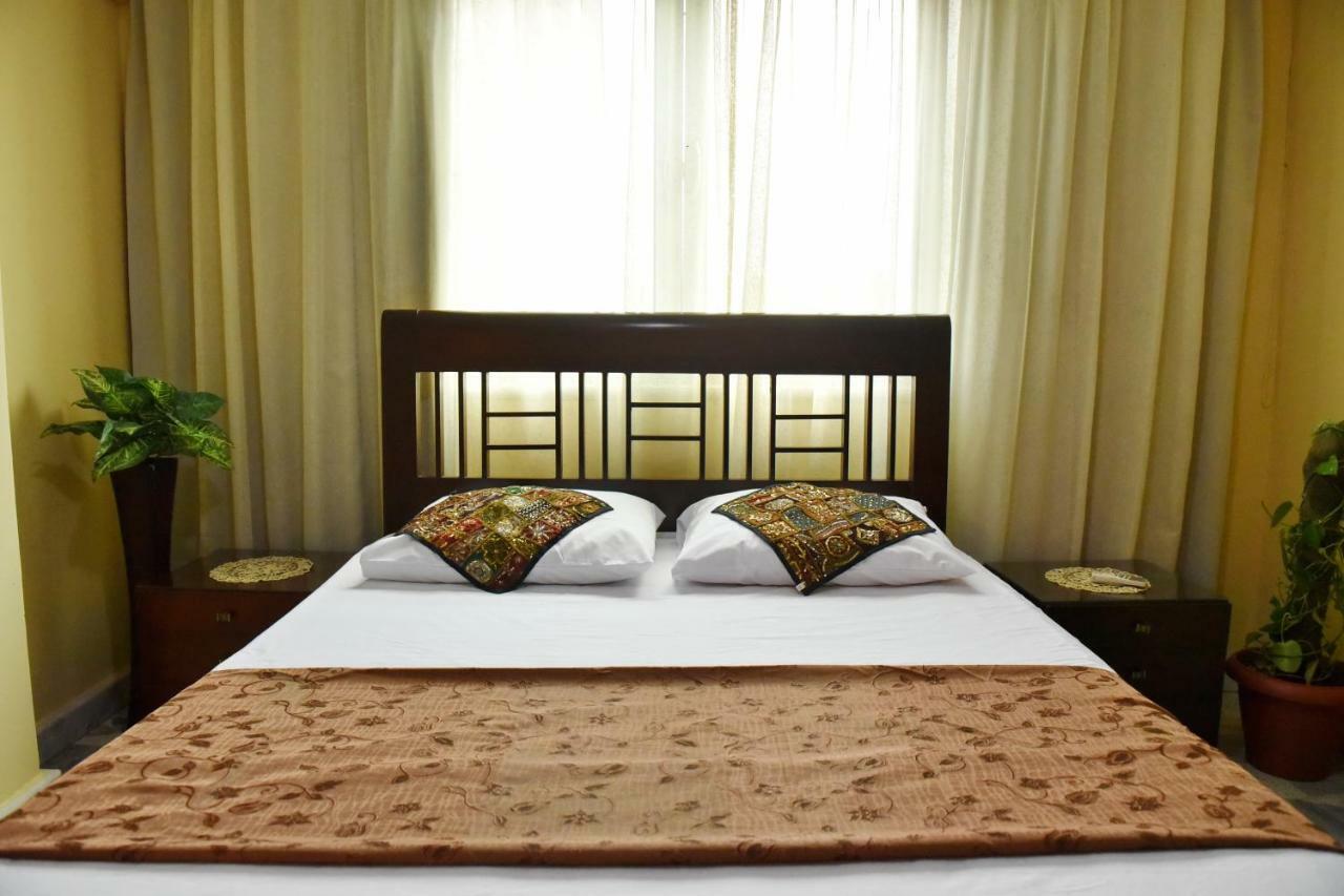 Two-Bedroom Apartment At Mohamed Farid Street Каир Экстерьер фото