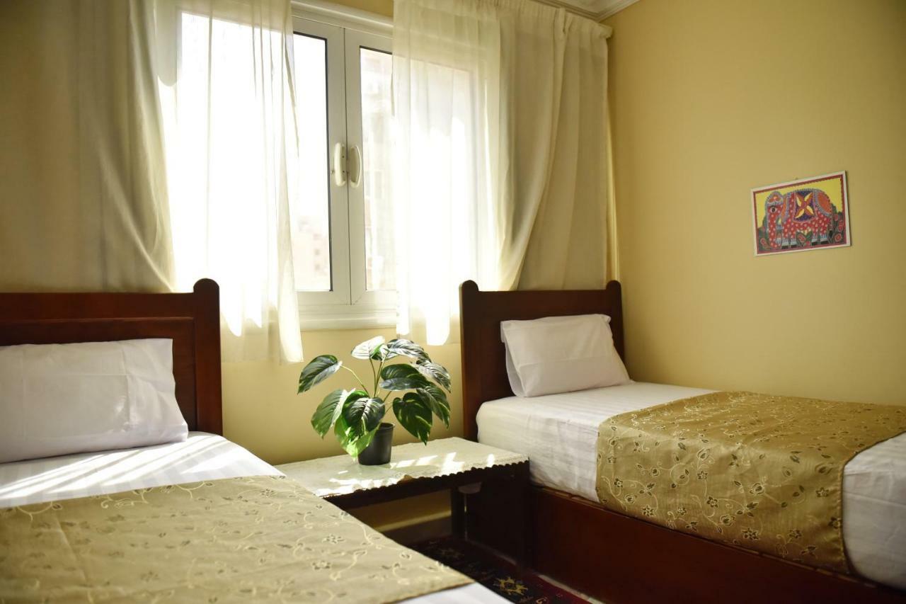 Two-Bedroom Apartment At Mohamed Farid Street Каир Экстерьер фото