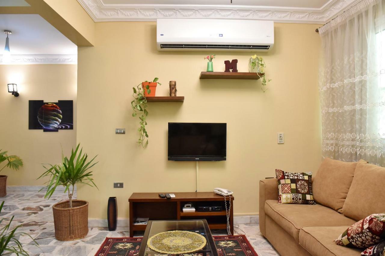 Two-Bedroom Apartment At Mohamed Farid Street Каир Экстерьер фото